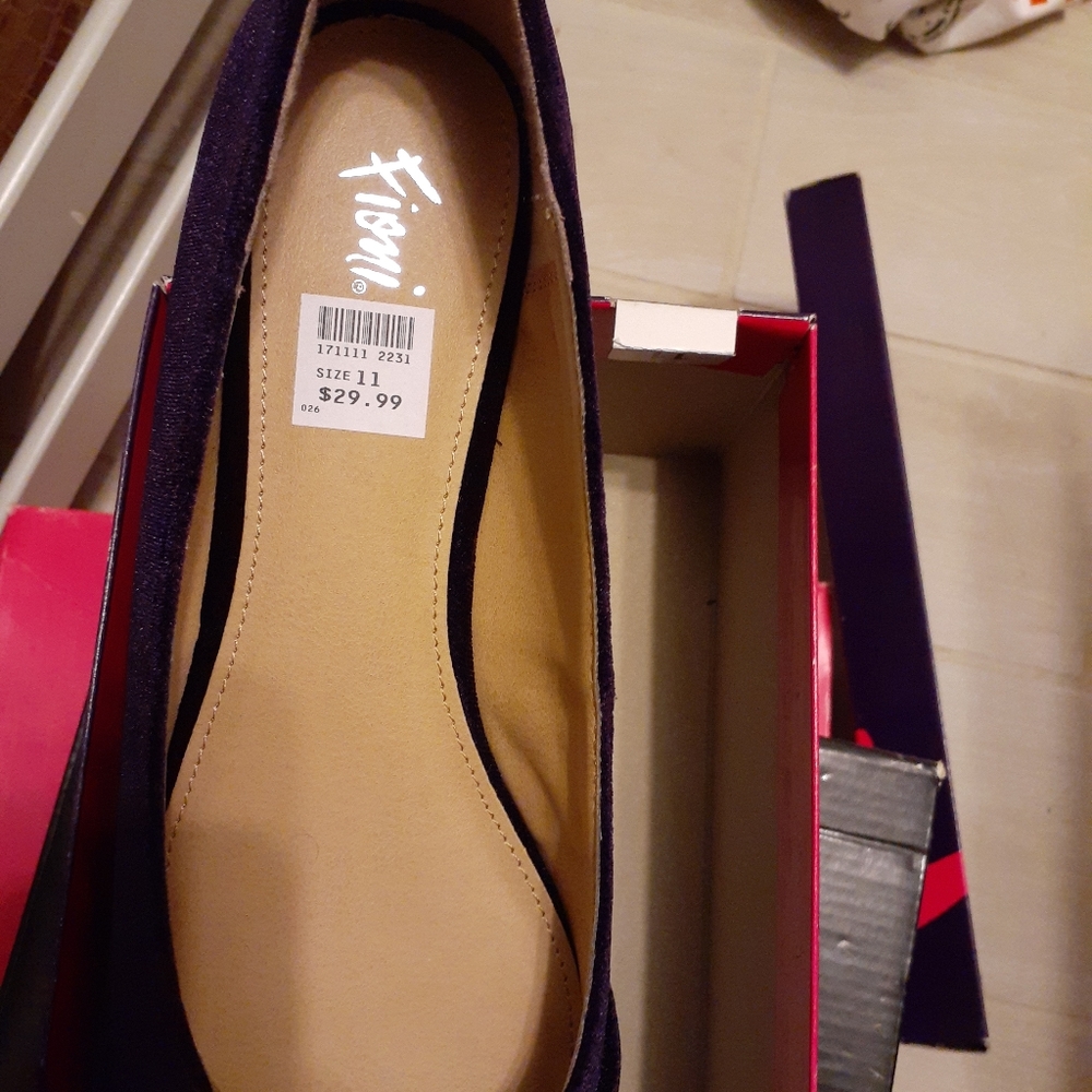 Flats - Picture 2 of 3